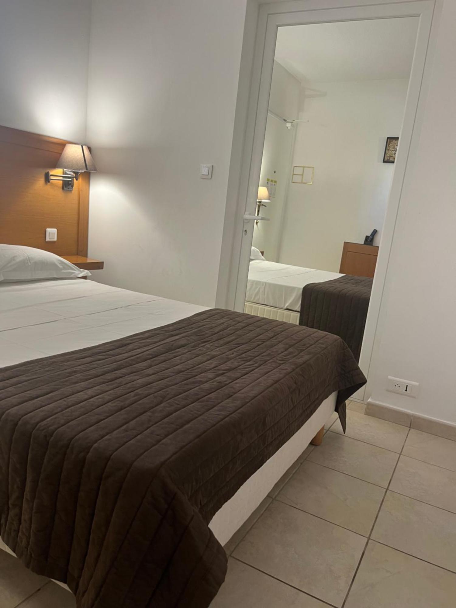 Hotel Lilium Maris Tizzano Exterior foto